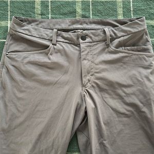 Men’s lulu lemon pants
